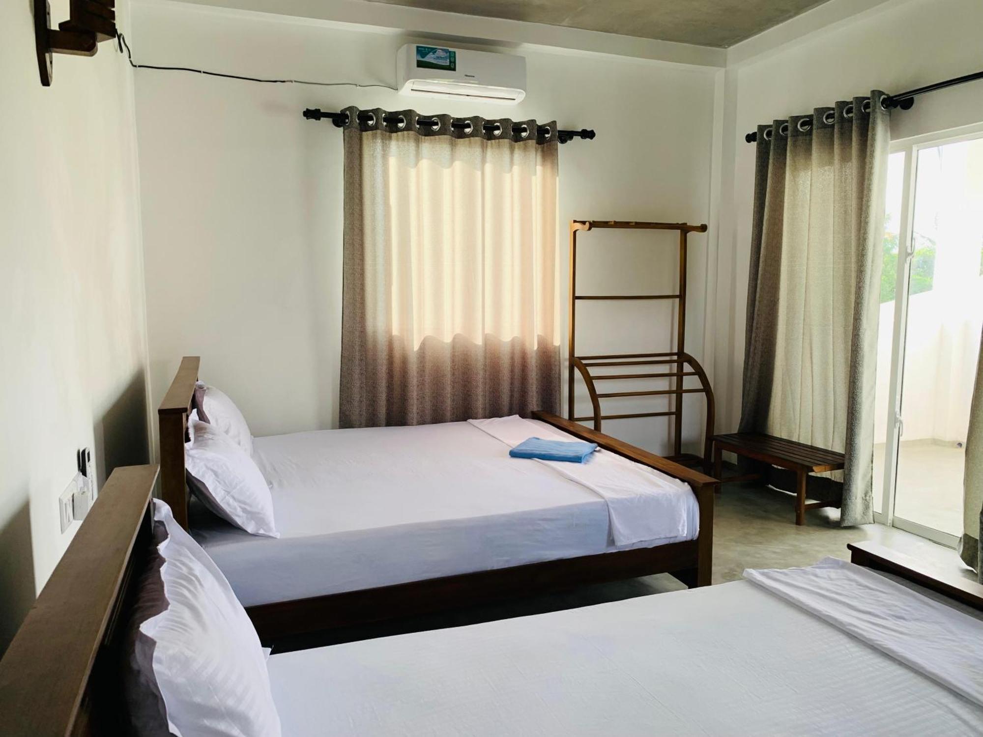 Calidan Bed & Breakfast Mirissa Exterior photo