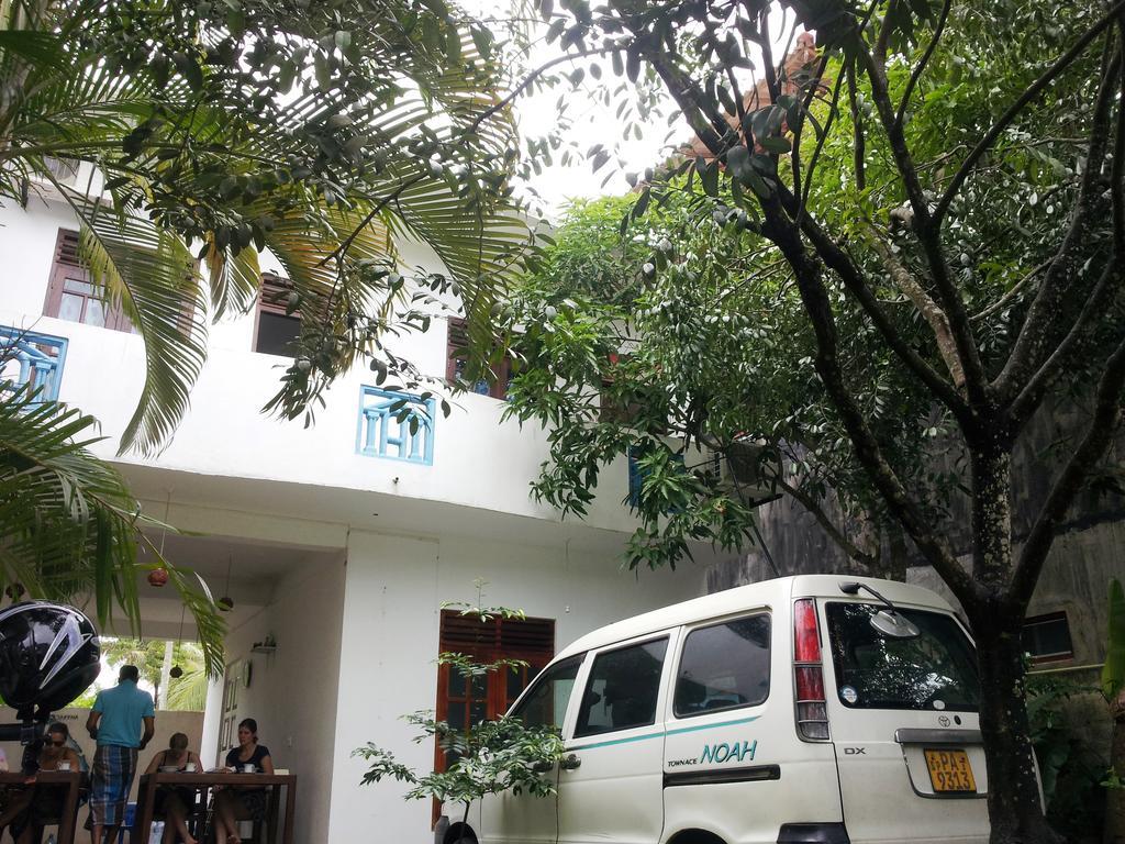 Calidan Bed & Breakfast Mirissa Exterior photo