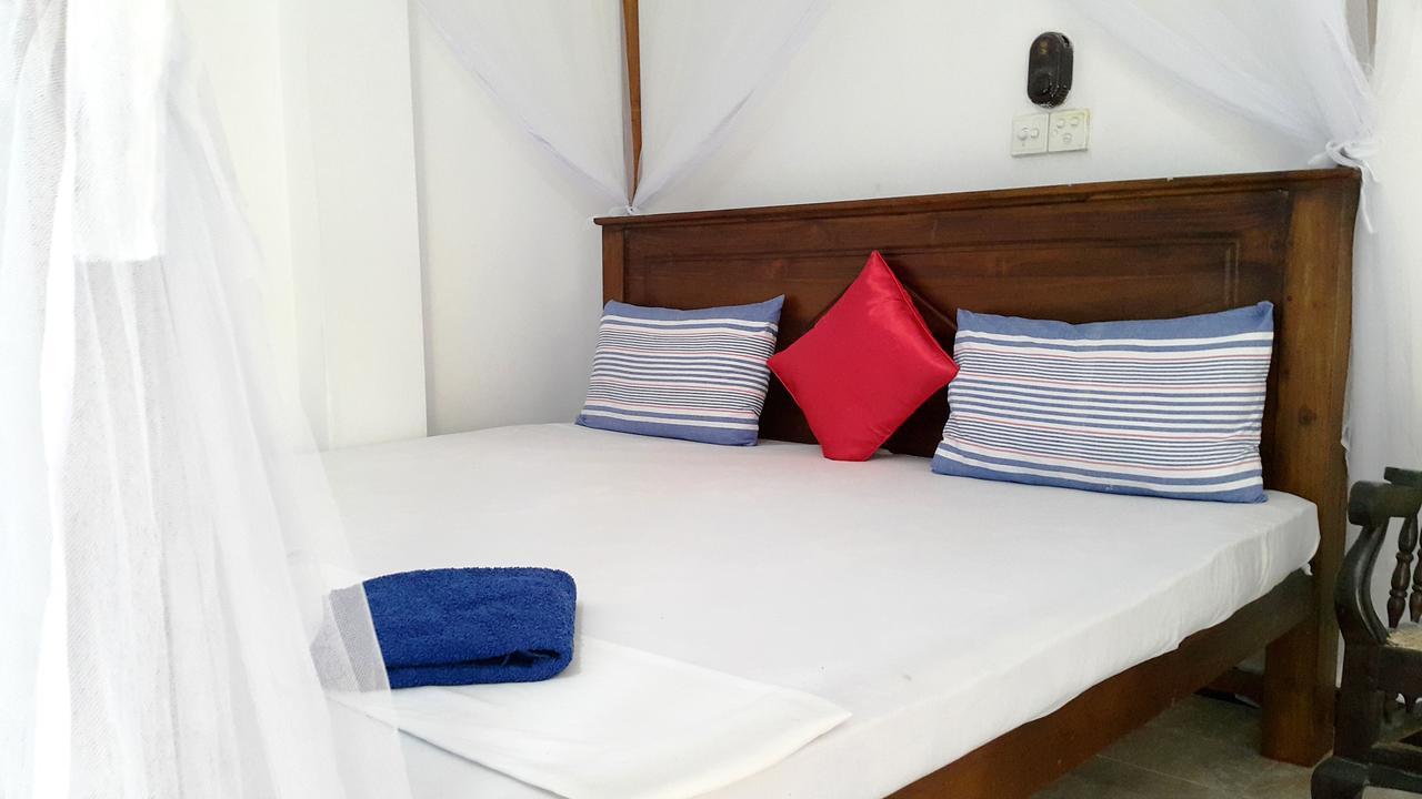 Calidan Bed & Breakfast Mirissa Exterior photo